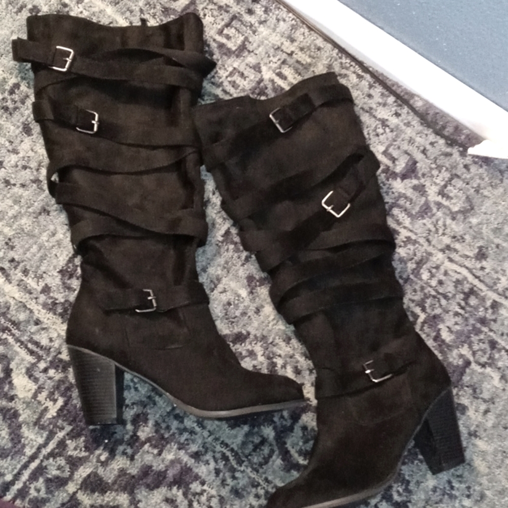 Torrid knee high boots